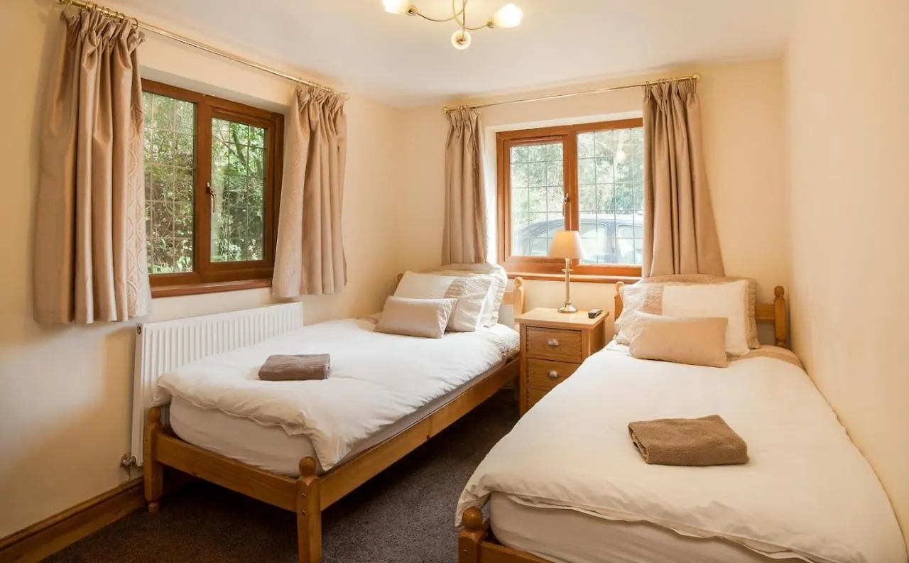 Acorns Old Farm Hotel Felton  Felton (Somerset)