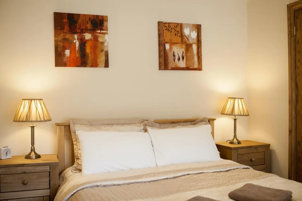 Guest house Acorns Old Farm Hotel Felton