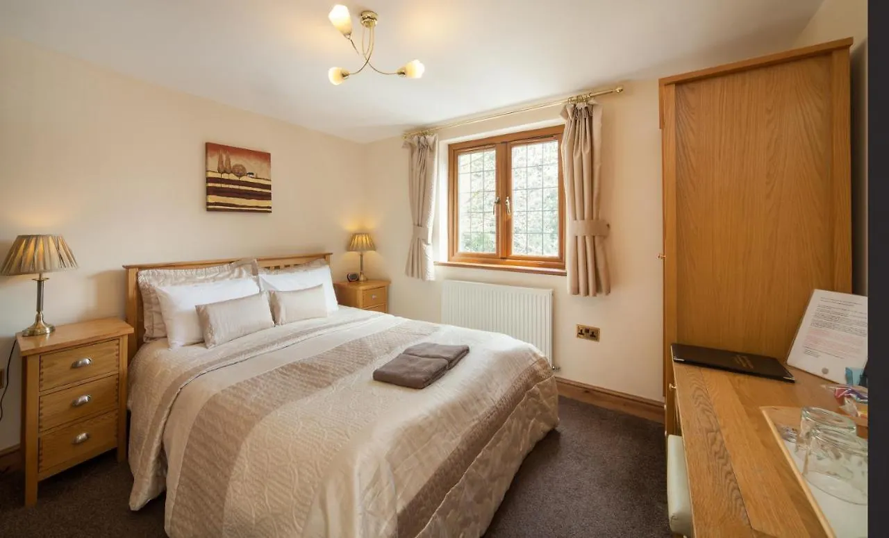 Acorns Old Farm Hotel Felton  0*, Felton (Somerset) United Kingdom