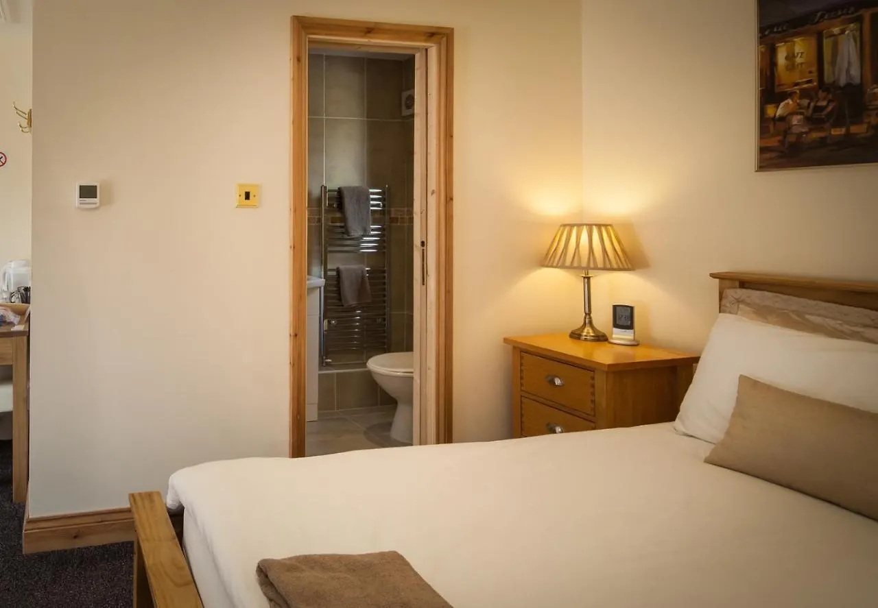 Acorns Old Farm Hotel Felton  Guest house Felton (Somerset)